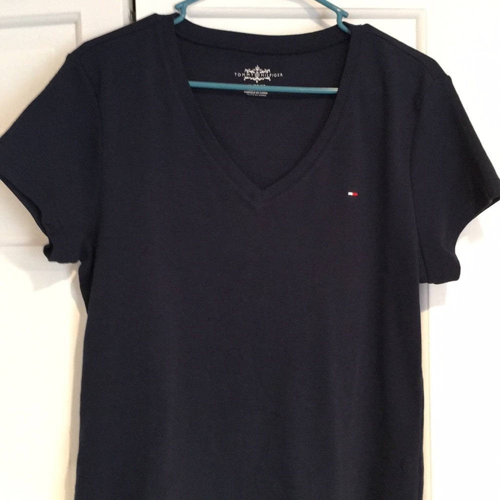 Women’s Tommy Hilfiger V-neck t-shirt